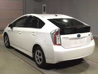 TOYOTA PRIUS 2014 Image 4