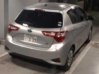 TOYOTA VITZ 2018 Image 5