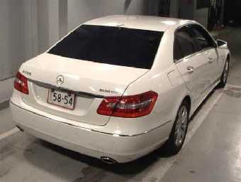 MERCEDES BENZ E CLASS 2010 Image 5