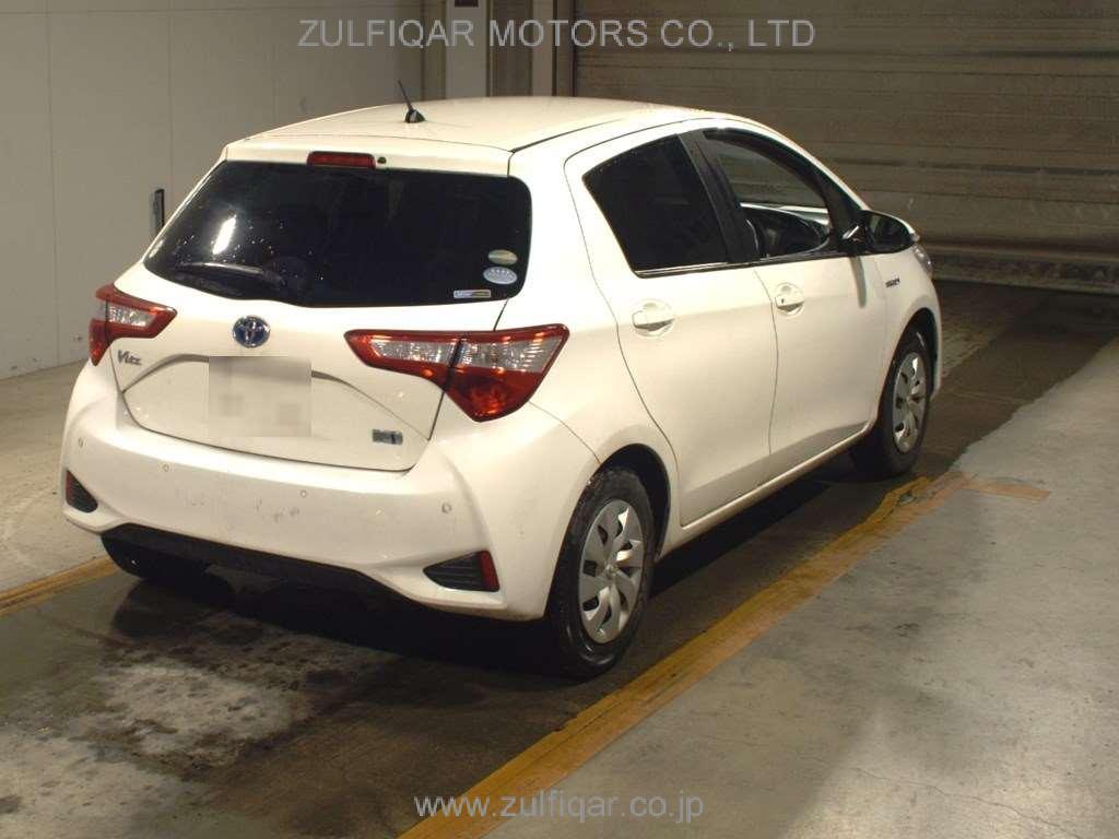 TOYOTA VITZ 2019 Image 2