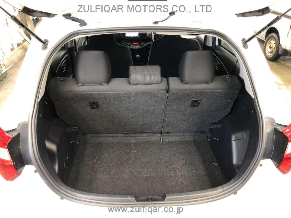 TOYOTA VITZ 2019 Image 7