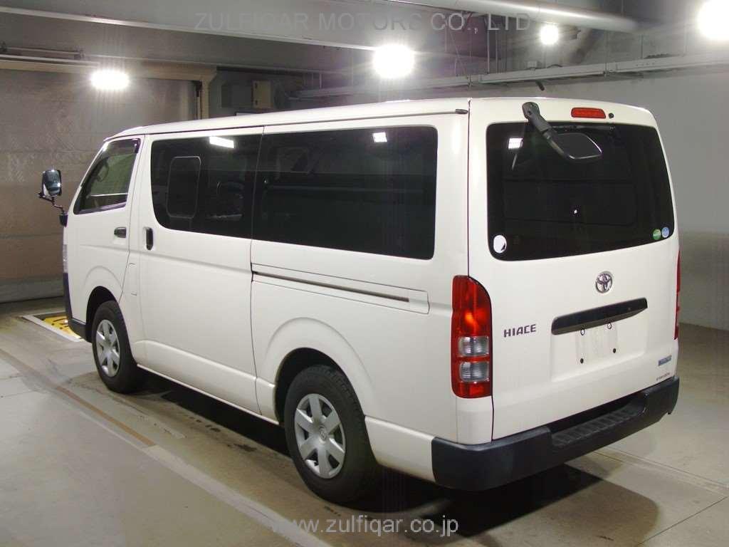 TOYOTA HIACE 2016 Image 4