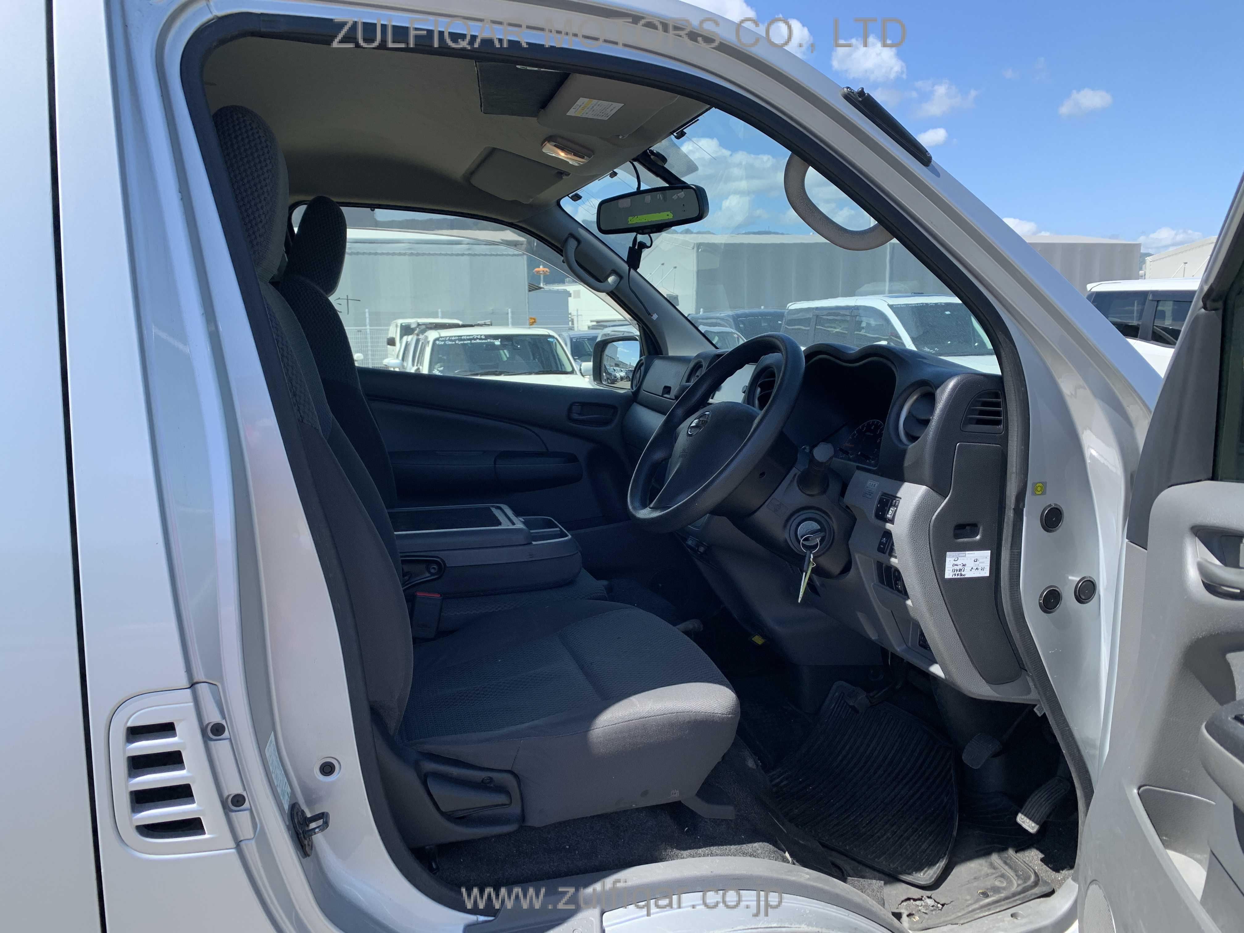 NISSAN NV350 CARAVAN 2019 Image 11