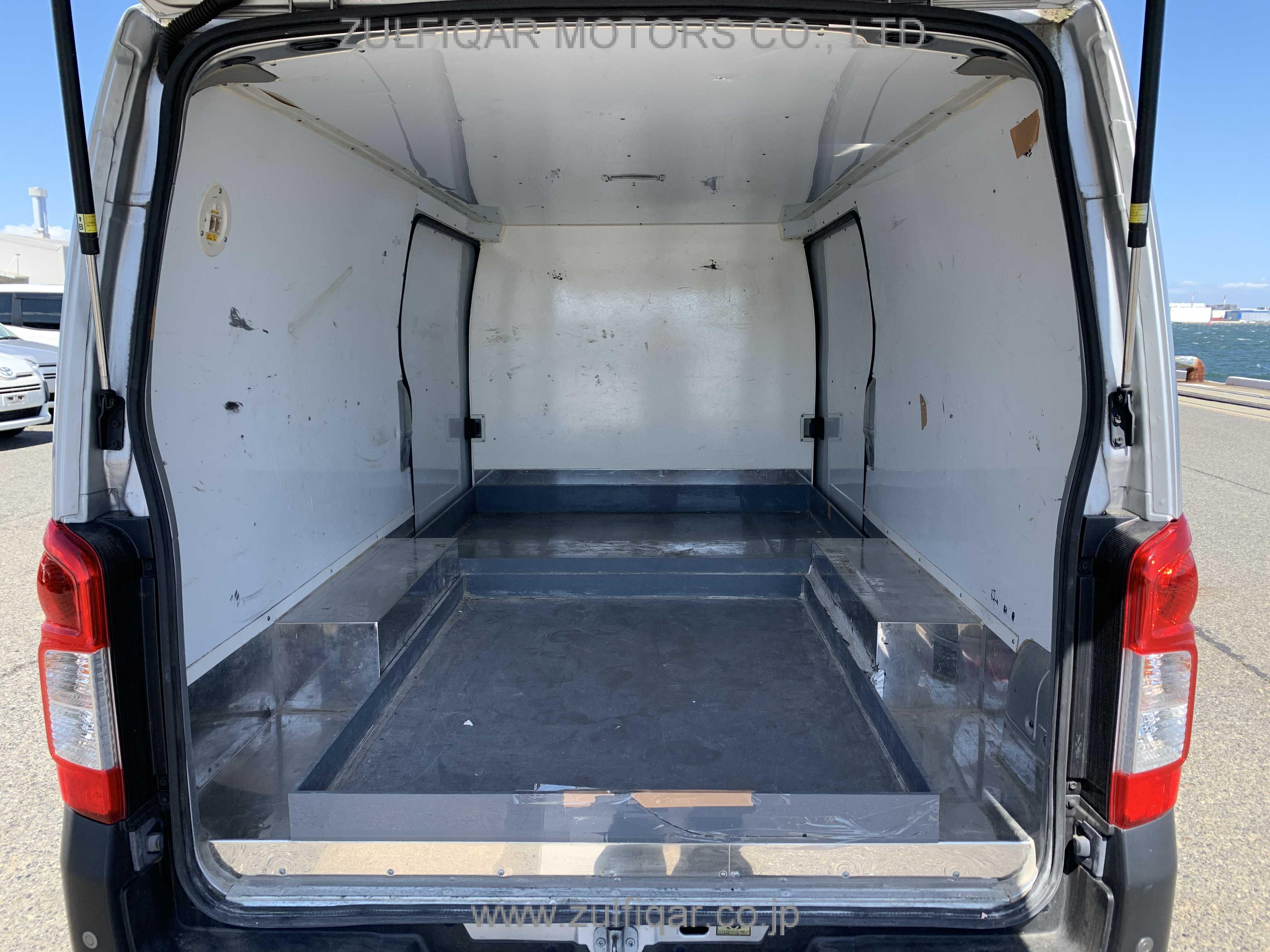 NISSAN NV350 CARAVAN 2019 Image 19