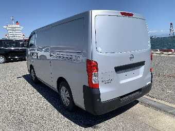 NISSAN NV350 CARAVAN 2019 Image 4
