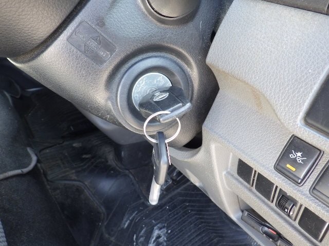 NISSAN NV350 CARAVAN 2019 Image 32