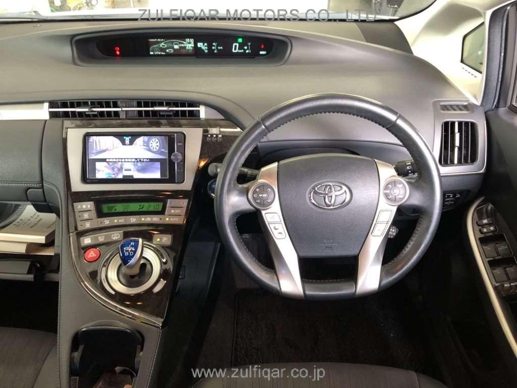 TOYOTA PRIUS PHV 2014 Image 6