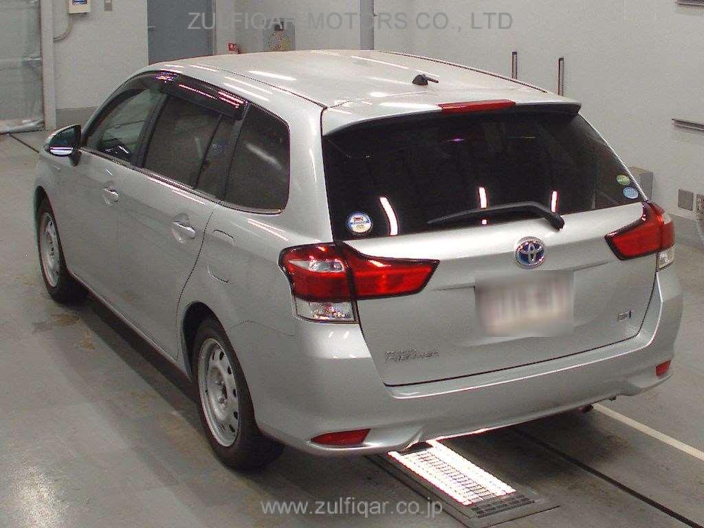 TOYOTA COROLLA FIELDER 2018 Image 6