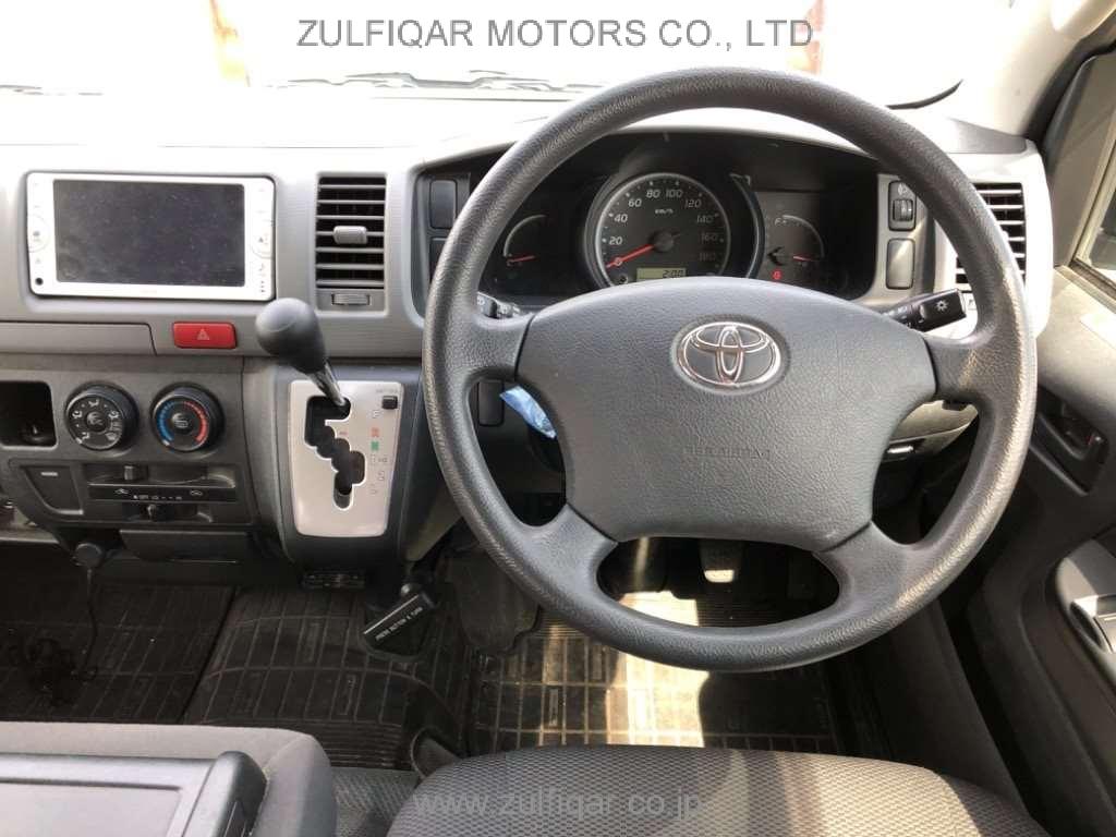 TOYOTA HIACE 2013 Image 6