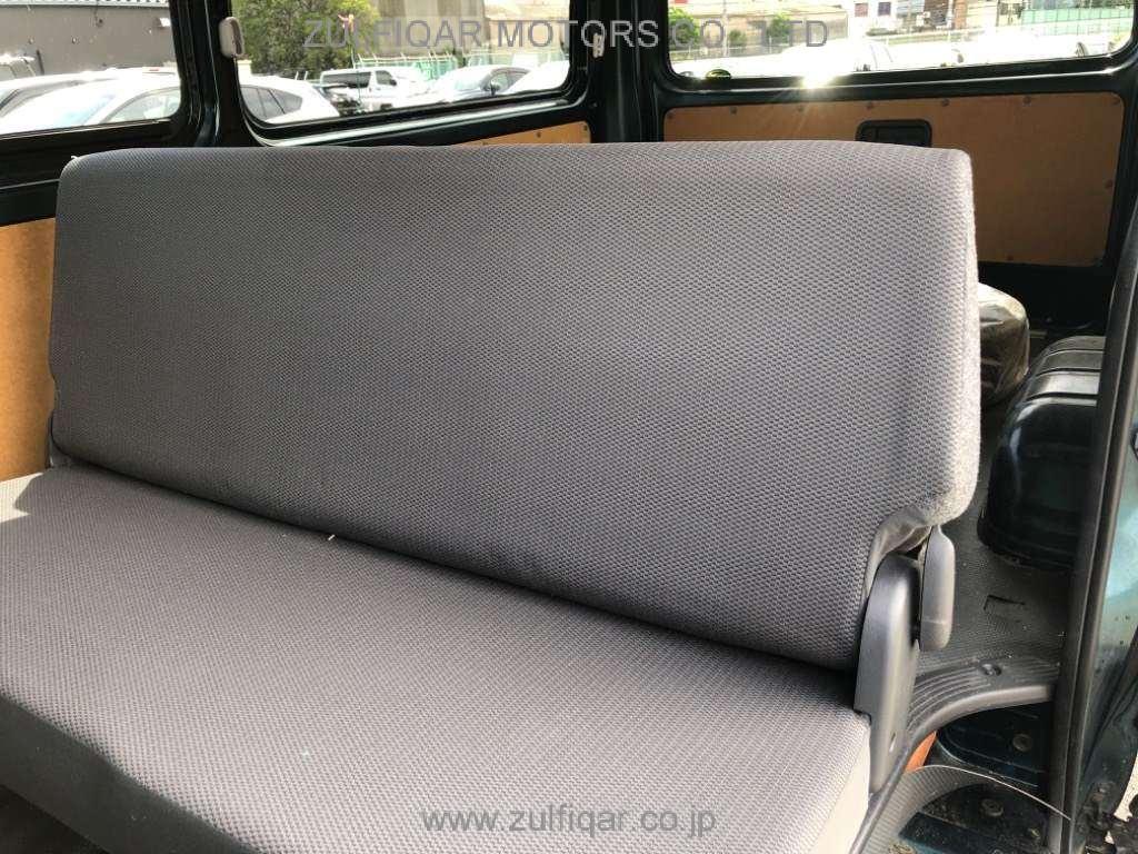 TOYOTA HIACE 2013 Image 7