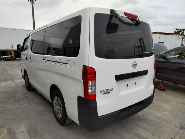 NISSAN NV350 CARAVAN 2019 Image 26
