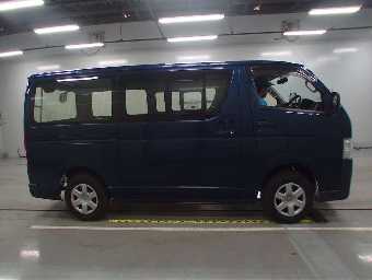 TOYOTA REGIUSACE 2015 Image 3
