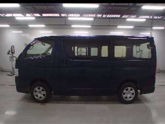 TOYOTA REGIUSACE 2015 Image 4