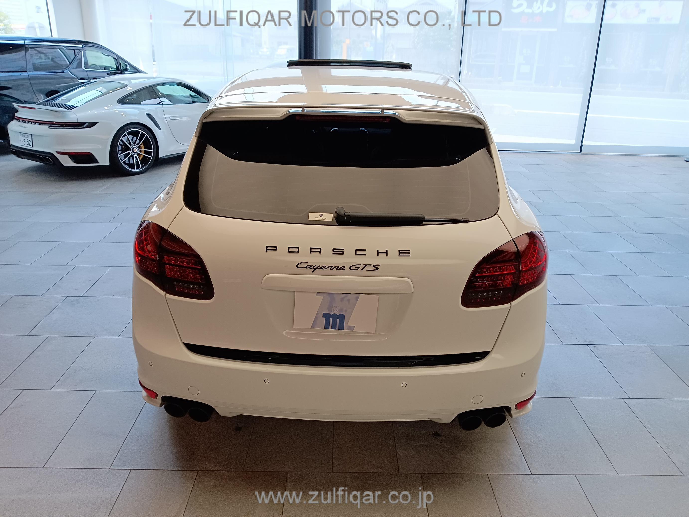 PORSCHE CAYENNE 2013 Image 22