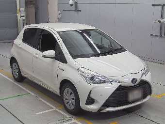 TOYOTA VITZ 2019 Image 5