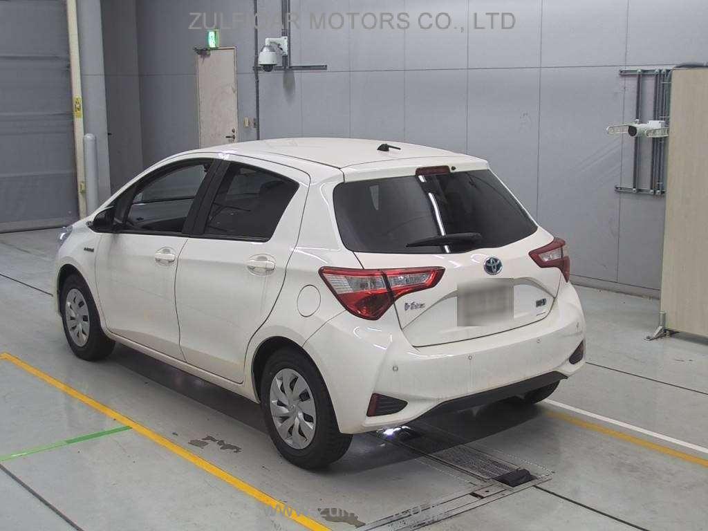 TOYOTA VITZ 2019 Image 6