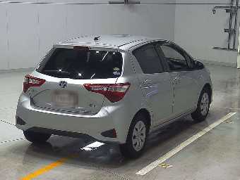 TOYOTA VITZ 2019 Image 2