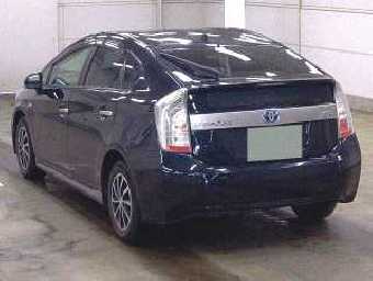 TOYOTA PRIUS PHV 2015 Image 2