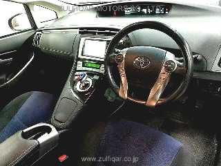 TOYOTA PRIUS PHV 2015 Image 3