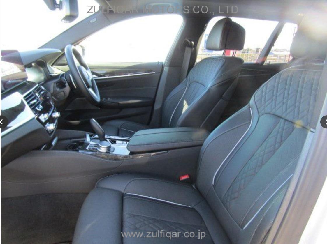 BMW 5 SERIES 2021 Image 6