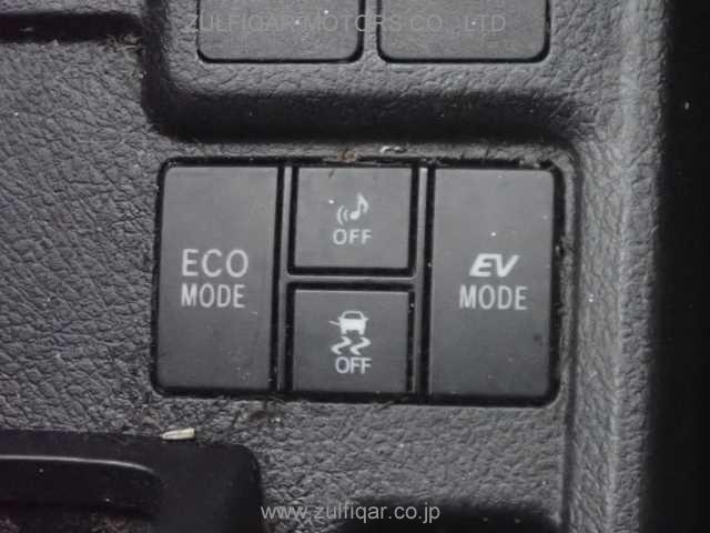 TOYOTA COROLLA FIELDER 2014 Image 9