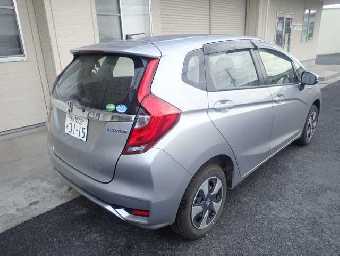 HONDA FIT HYBRID 2017 Image 2