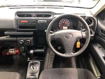 TOYOTA PROBOX 2018 Image 6