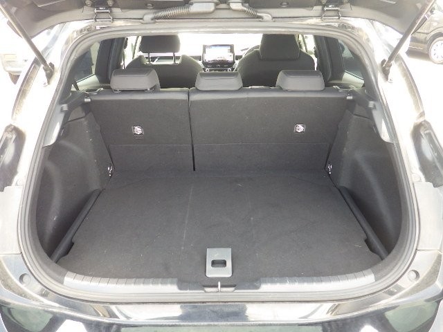 TOYOTA COROLLA SPORT 2019 Image 23