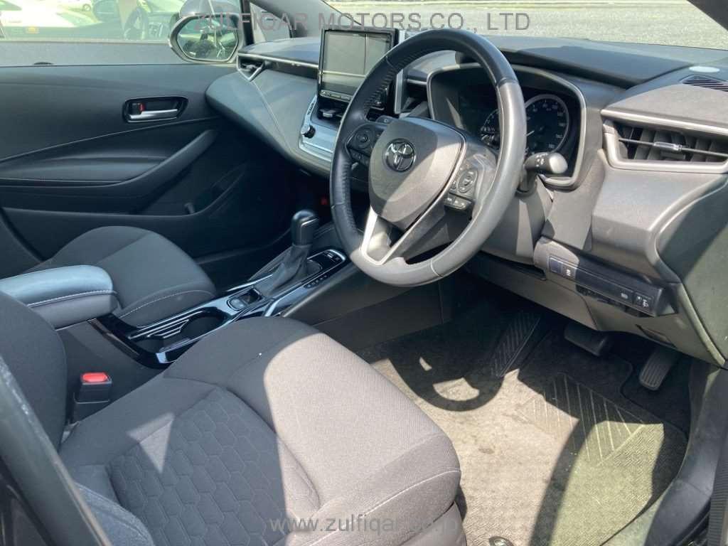 TOYOTA COROLLA SPORT 2019 Image 5