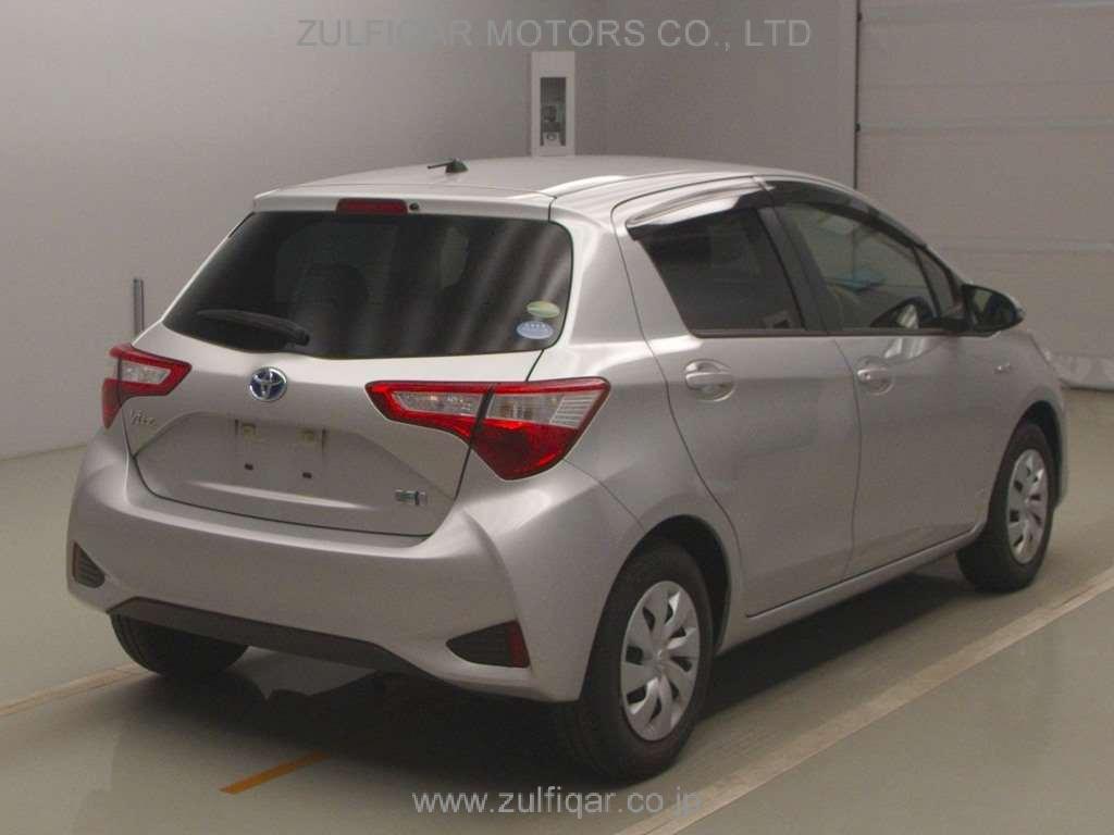 TOYOTA VITZ 2019 Image 2