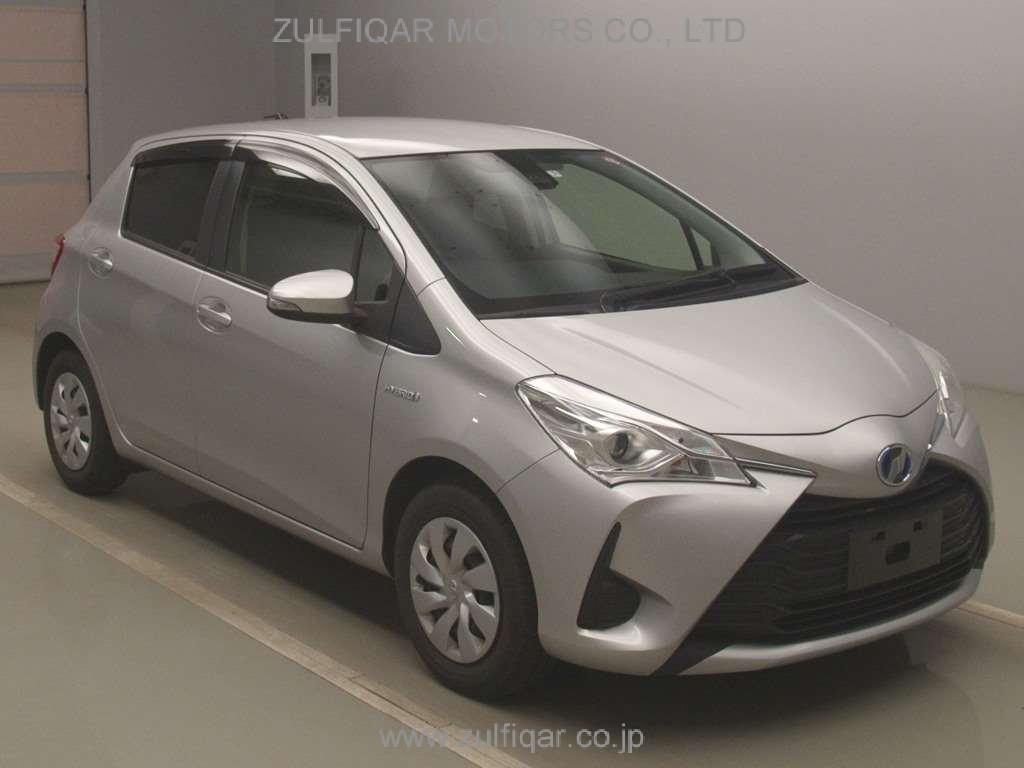 TOYOTA VITZ 2019 Image 3