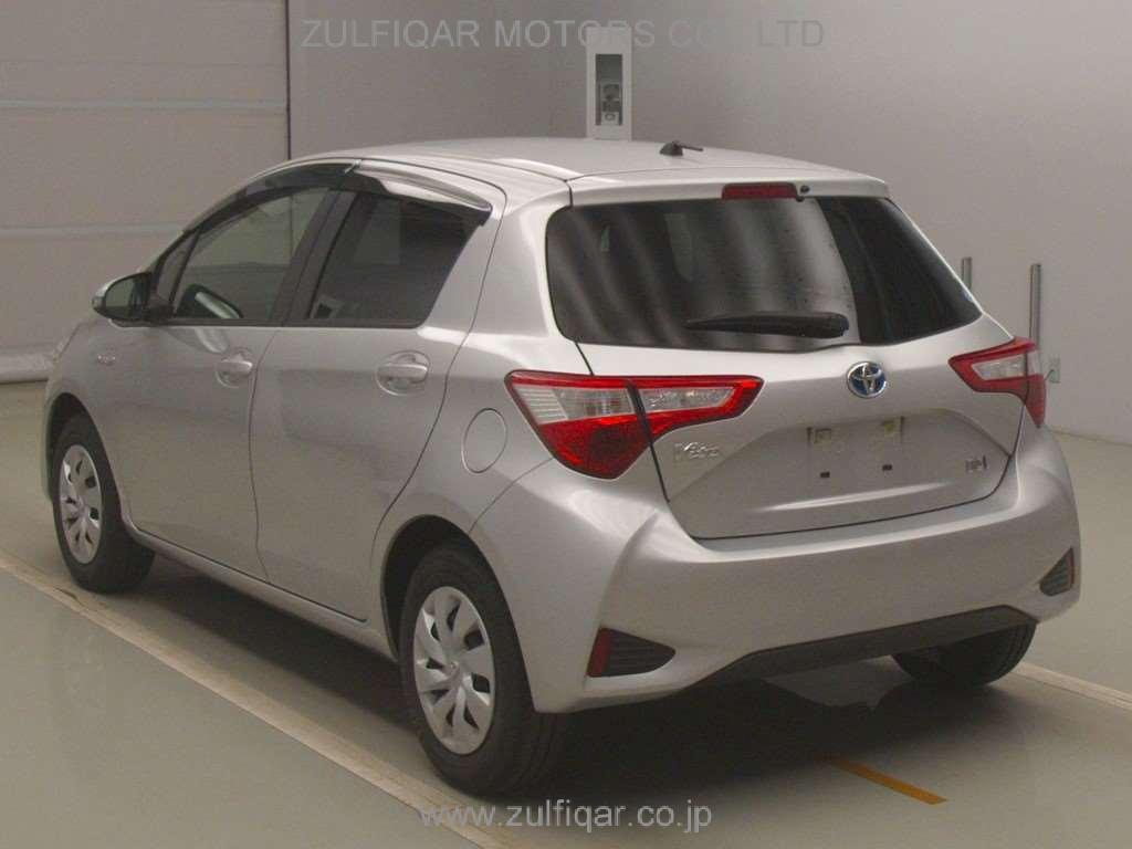 TOYOTA VITZ 2019 Image 4