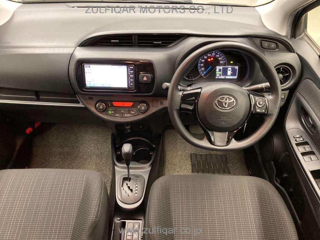 TOYOTA VITZ 2019 Image 6