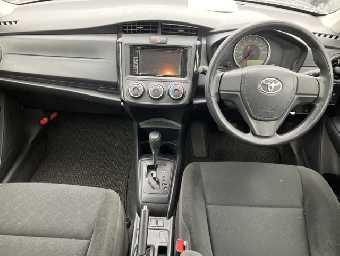 TOYOTA COROLLA AXIO 2018 Image 4