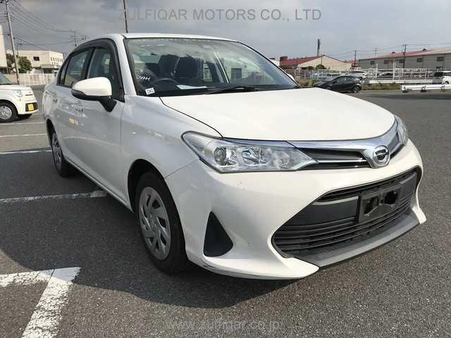 TOYOTA COROLLA AXIO 2018 Image 6