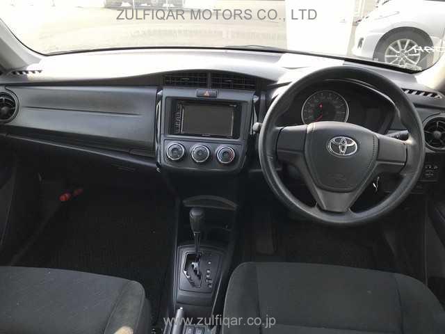 TOYOTA COROLLA AXIO 2018 Image 9