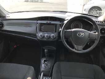 TOYOTA COROLLA AXIO 2018 Image 9