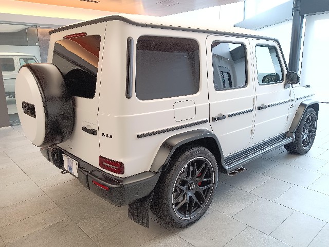 MERCEDES AMG G CLASS 2023 Image 24