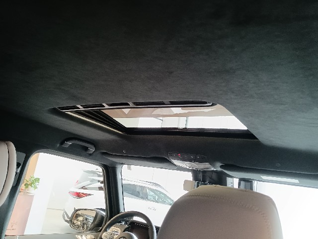 MERCEDES AMG G CLASS 2023 Image 47