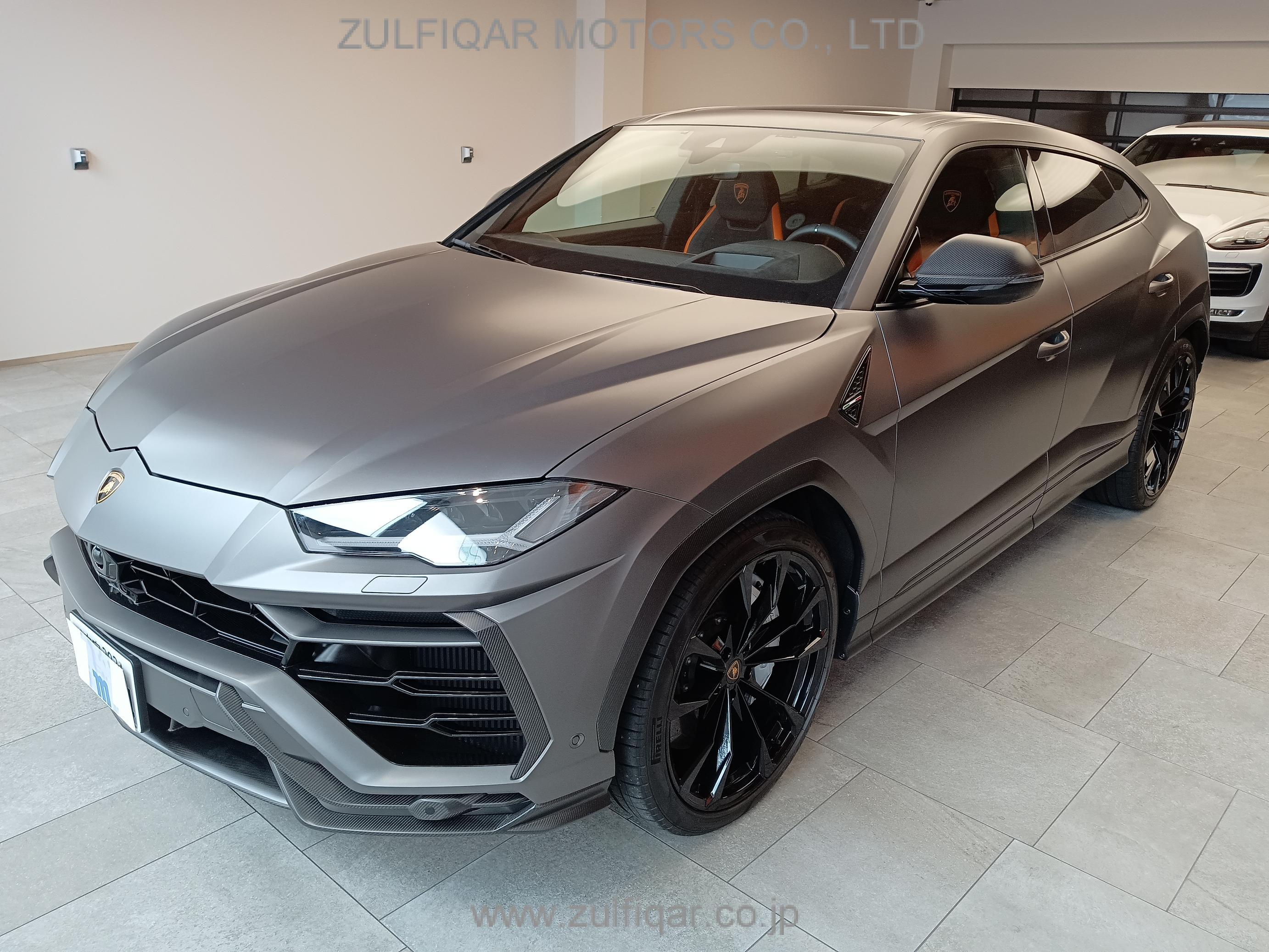 LAMBORGHINI URUS 2022 Image 2