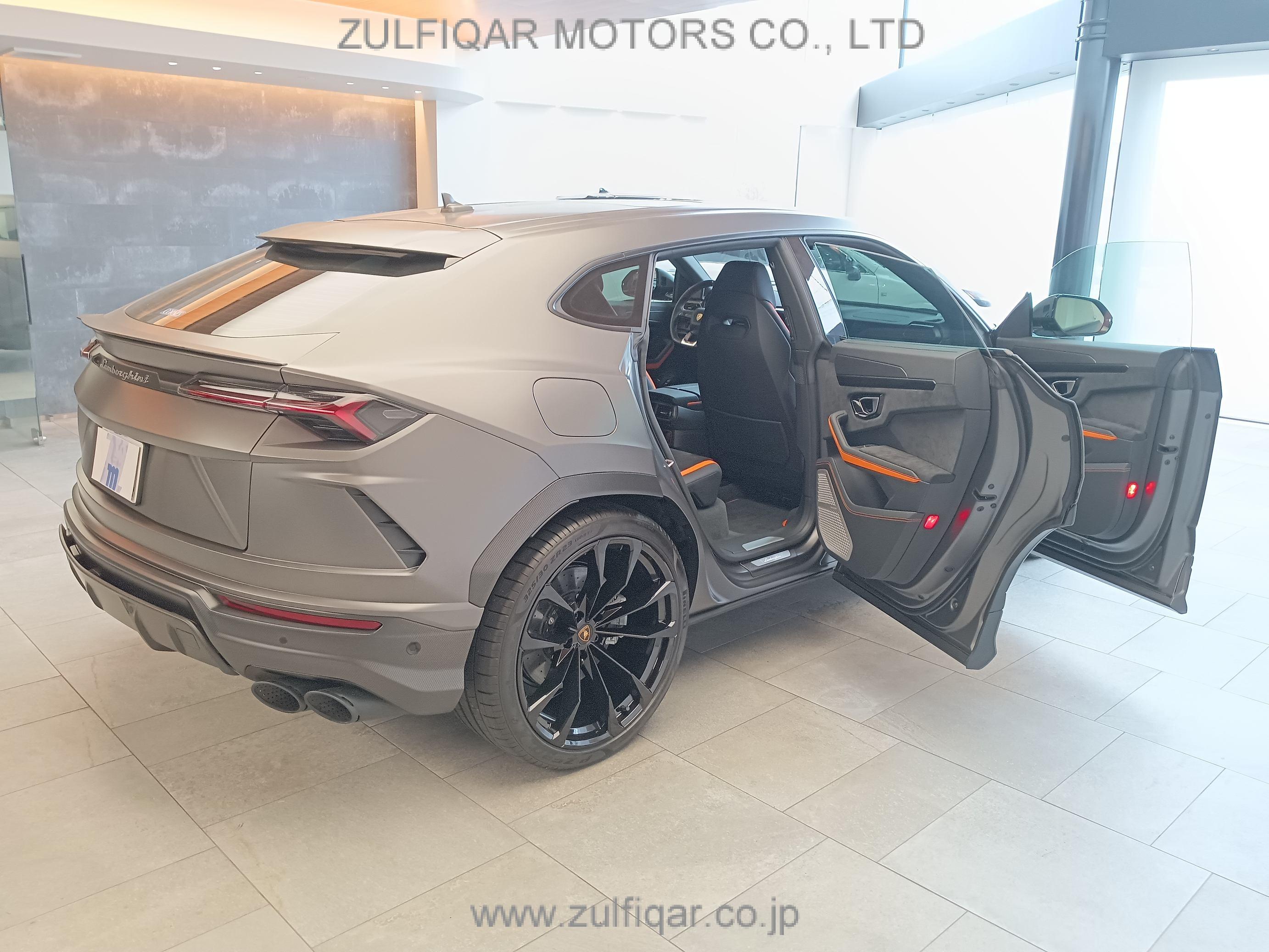 LAMBORGHINI URUS 2022 Image 11