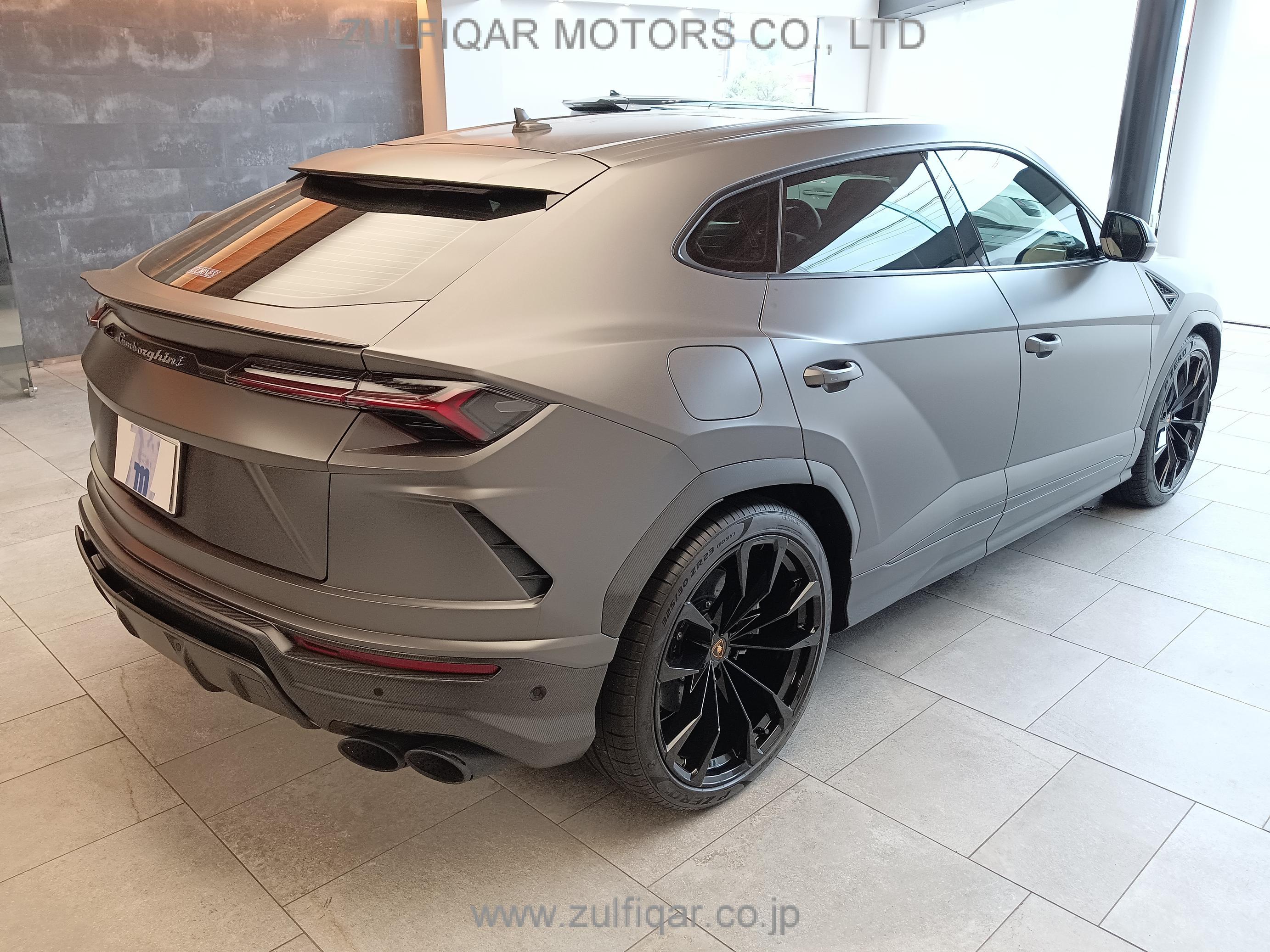 LAMBORGHINI URUS 2022 Image 19