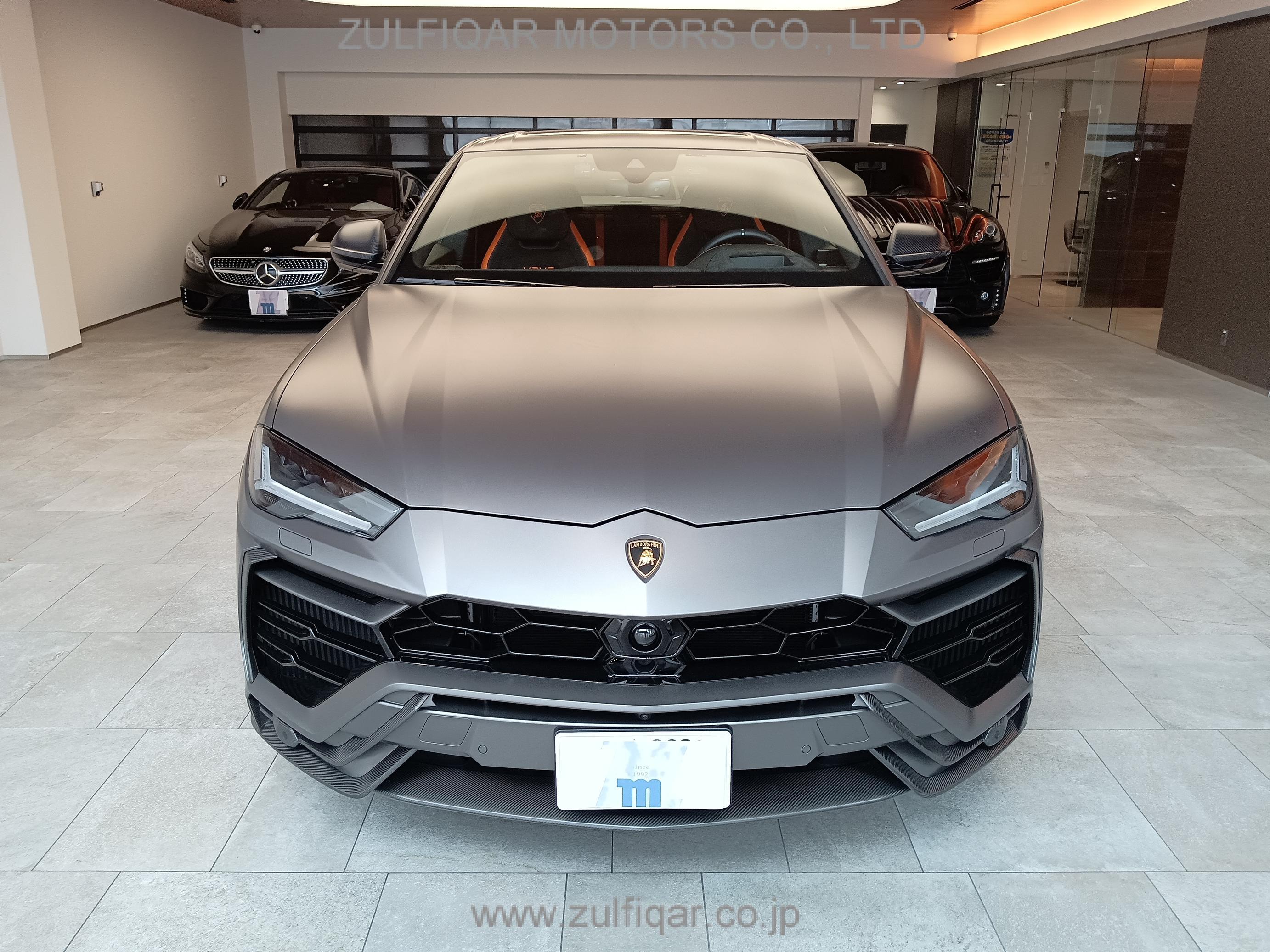 LAMBORGHINI URUS 2022 Image 3