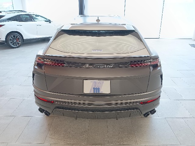 LAMBORGHINI URUS 2022 Image 22