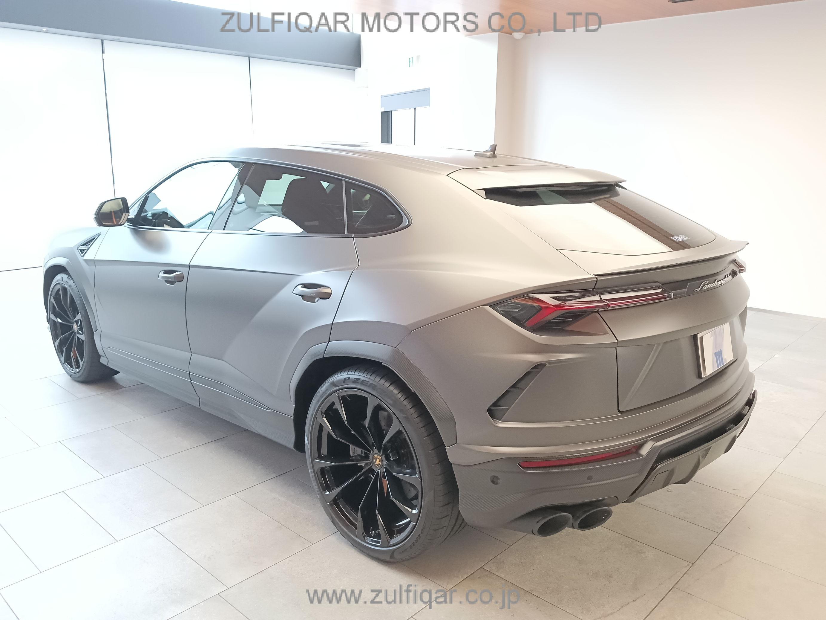 LAMBORGHINI URUS 2022 Image 23