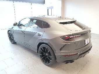 LAMBORGHINI URUS 2022 Image 18