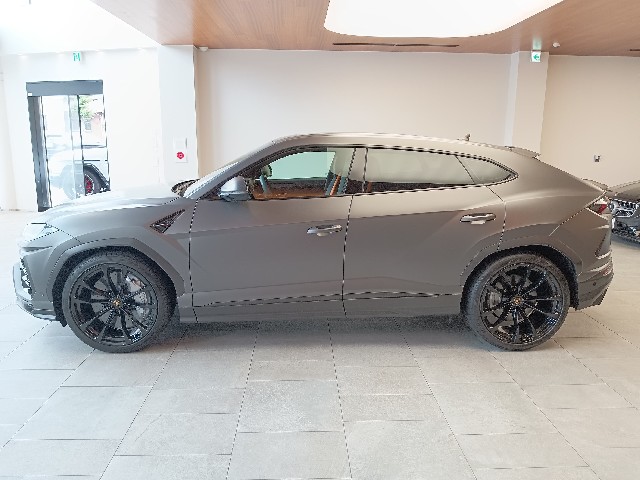 LAMBORGHINI URUS 2022 Image 29