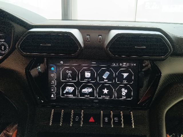 LAMBORGHINI URUS 2022 Image 53