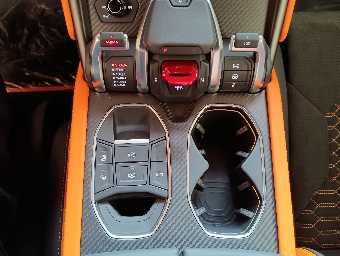 LAMBORGHINI URUS 2022 Image 52