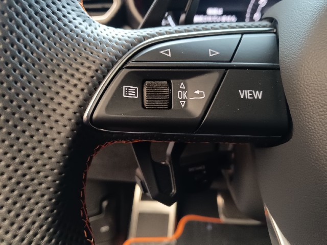 LAMBORGHINI URUS 2022 Image 60